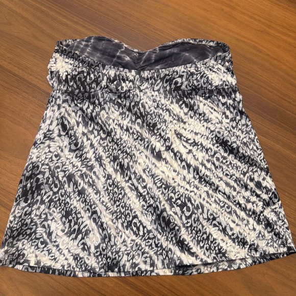 Lucky Brand Swimwear Womens Medium Grey White Animal Print Tankini Top 323541 - Picture 2 of 3